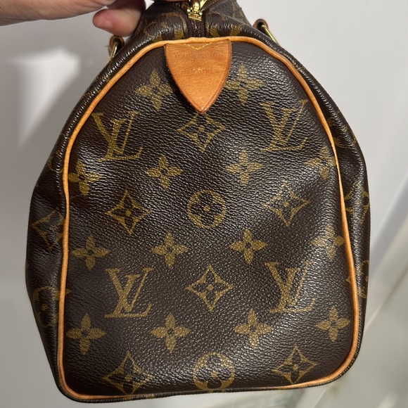 LOUIS VUITTON VINTAGE MONOGRAM SPEEDY 25 - Picture 17 of 17